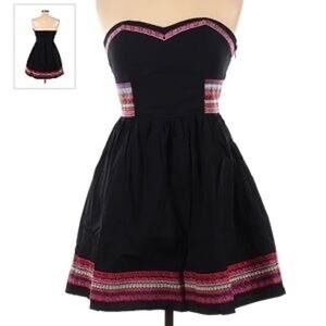 Aryeh strapless embroidered mini dress women’s sz medium